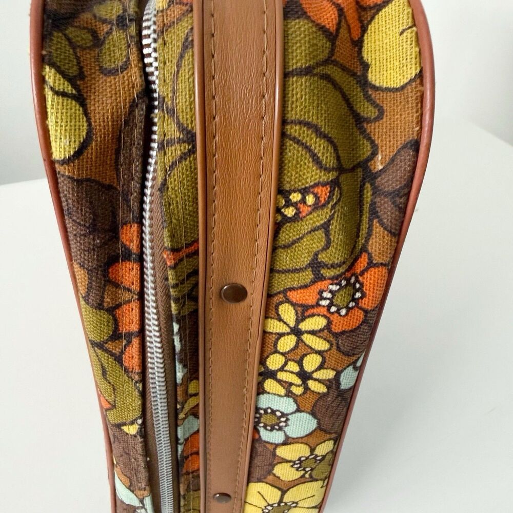 Vtg Brown Floral Print Medium Size Travel Bag From 1960-1970s Mod Flower Power - Picture 13 of 16
